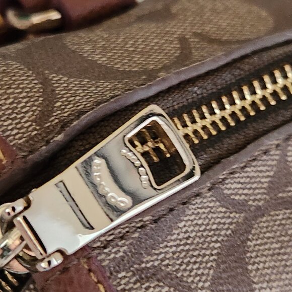 Euc Coach Rowan Signature C's Leather Shoulder Bag Satchel Purse - Picture 10 of 12